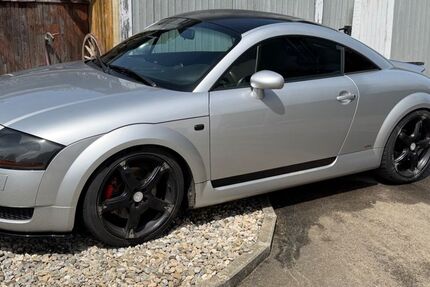 Audi TT 309.000 km 3.000 &euro; Veringenstadt 72519