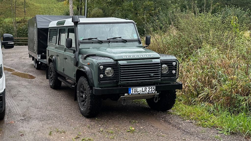 Land Rover Defender 83.000 km 59.900 &euro; Eurasburg 82547