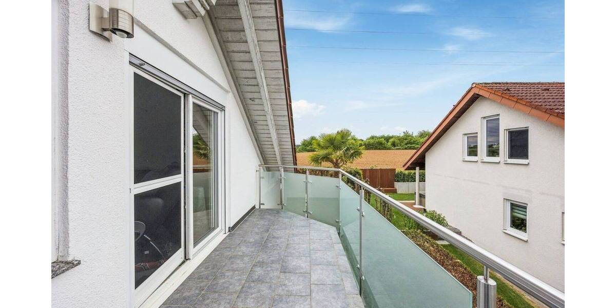 Mehrfamilienhaus, Wohnhaus Besigheim - 7 Zimmer, 254 m&sup2;, 1.050.000&euro; | Angebot:26686143