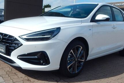 Hyundai i30 17.999 km 24.790 € Petershagen / Lahde 32469