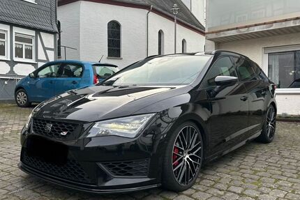 Seat Leon 96.000 km 21.999 &euro; Uhler 56290