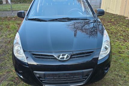 Hyundai i20 246.000 km 1.700 &euro; Rendsburg 24768