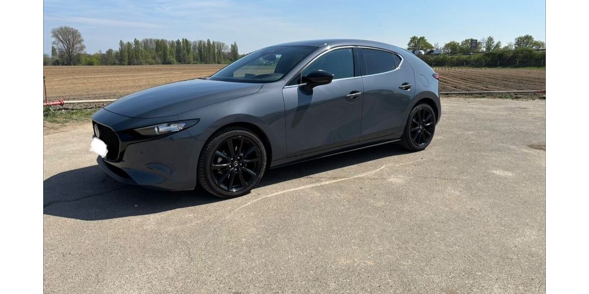 Mazda 3 15.000 km 24.900 &euro; Speyer 67346