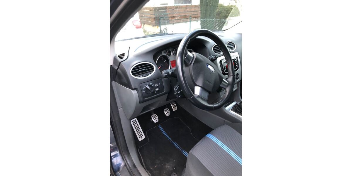 Ford Focus 165.000 km 2.600 &euro; Sonderhofen 97255