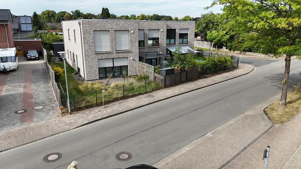 Reihenhaus Oldenburg Etzhorn - 5 Zimmer, 140 m&sup2;, 1.800&euro; | Angebot:26151928