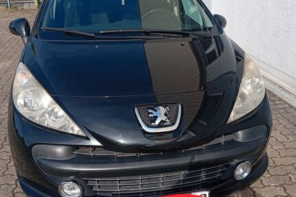 Peugeot 207 138.000 km 2.500 &euro; Pfinztal Berghausen 76327
