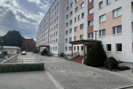 Wohnung Schwedt (Oder) - 1 Zimmer, 39 m&sup2;, 259&euro; | Angebot:26378773