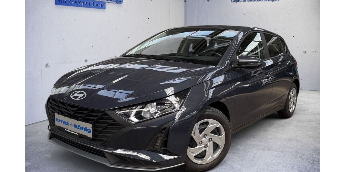 Hyundai i20 17.600 km 16.490 &euro; Freiburg im Breisgau 79108