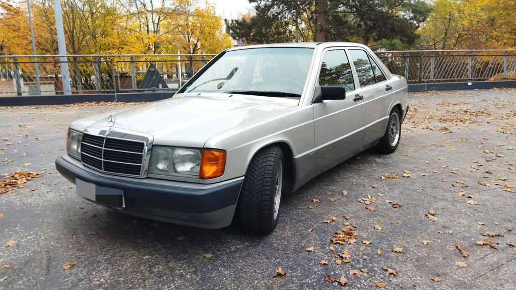 Mercedes-Benz 190 258.344 km 4.200 € Hannover 30659