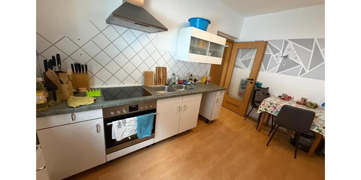 Etagenwohnung Seebach - 3 Zimmer, 75 m&sup2;, 490&euro; | Angebot:26169256