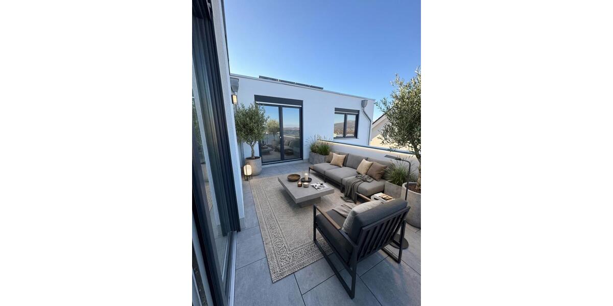 Einfamilienhaus Kassel Bad Wilhelmshöhe - 6.5 Zimmer, 283 m&sup2;, 2.830&euro; | Angebot:25423880