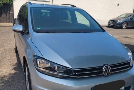 VW Touran 147.000 km 16.900 &euro; Bad Honnef 53604
