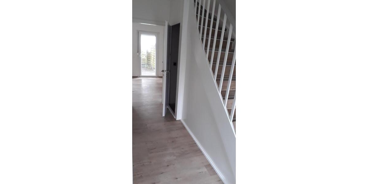 Reihenhaus Westerstede - 3 Zimmer, 63 m&sup2;, 503&euro; | Angebot:24813075