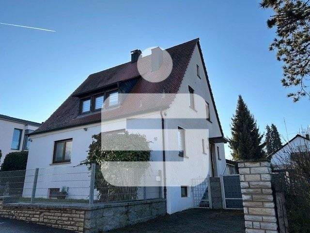 Einfamilienhaus Herzogenaurach - 7 Zimmer, 122 m&sup2;, 690.000&euro; | Angebot:25565815