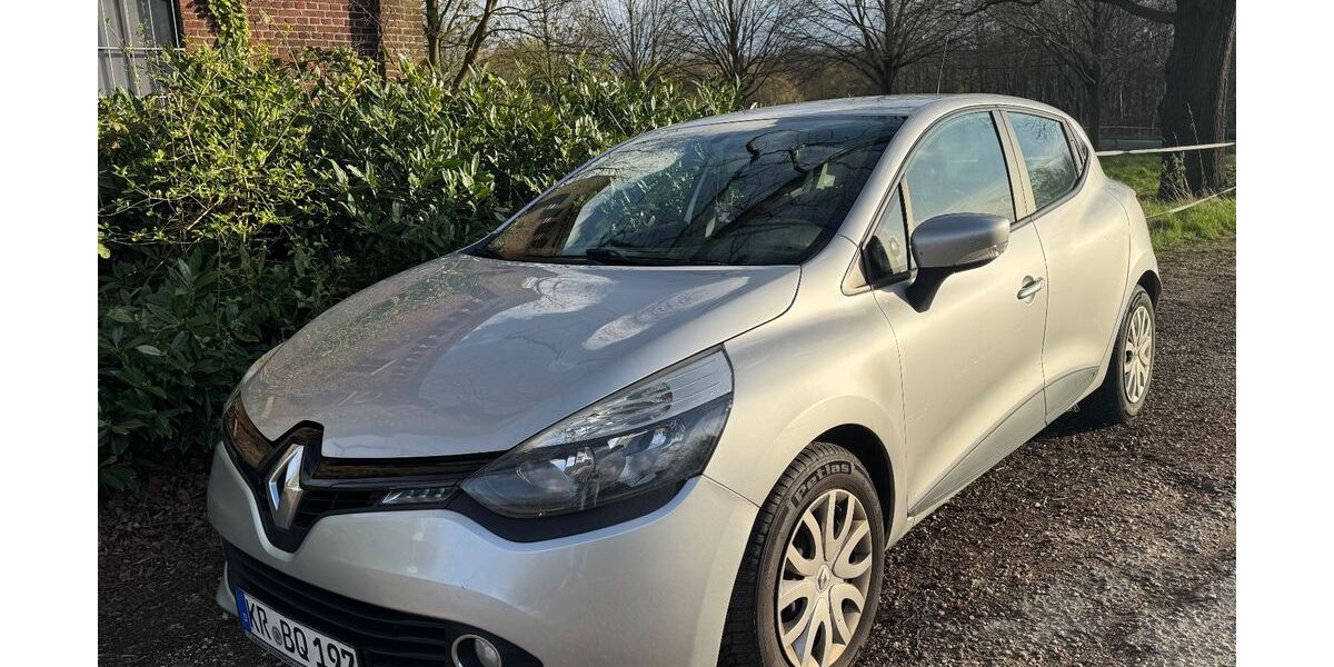 Renault Clio 175.000 km 5.500 &euro; Krefeld 47807