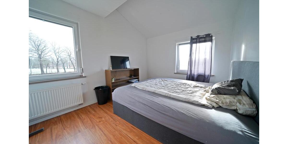 Dachgeschoßwohnung Uplengen - 2 Zimmer, 66 m&sup2;, 580&euro; | Angebot:25238564