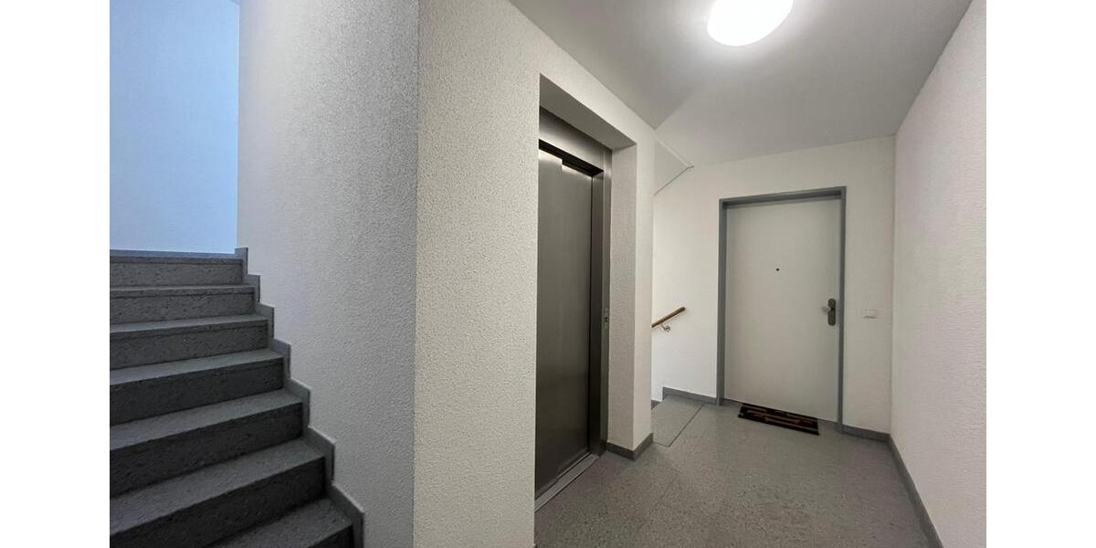 Etagenwohnung Bad Friedrichshall - 2 Zimmer, 66 m&sup2;, 897&euro; | Angebot:26068584