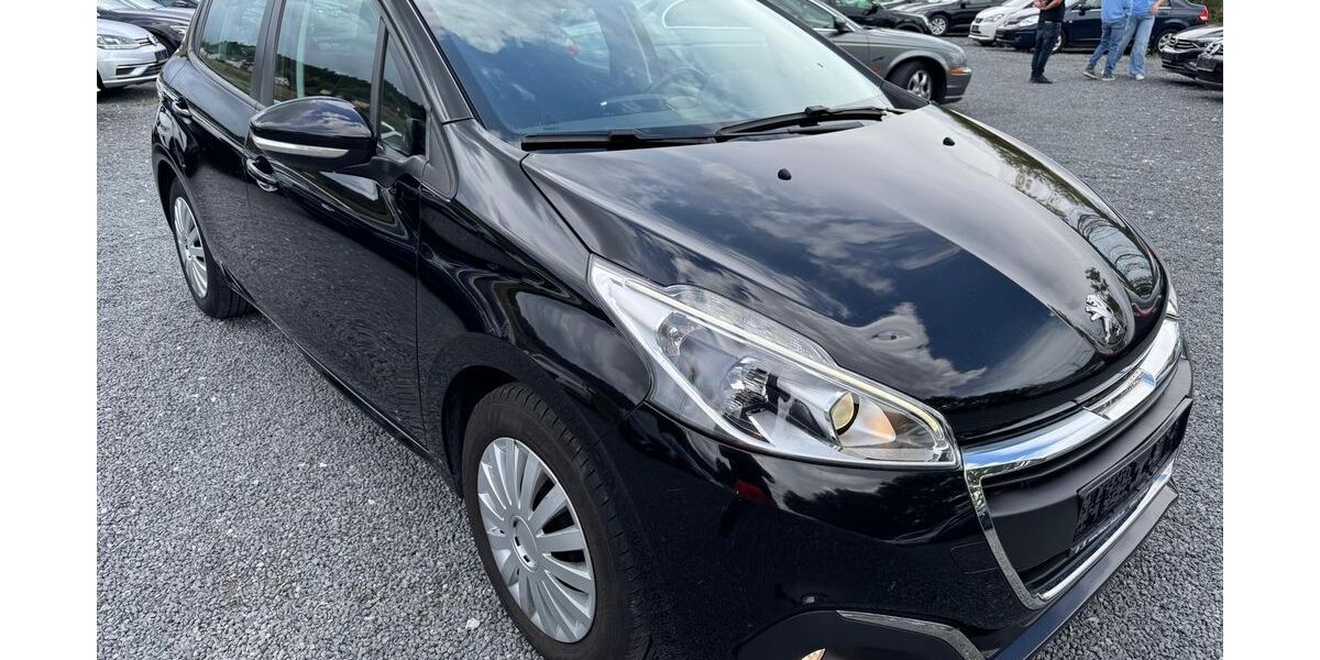 Peugeot 208 145.590 km 4.490 € Boxberg 97944