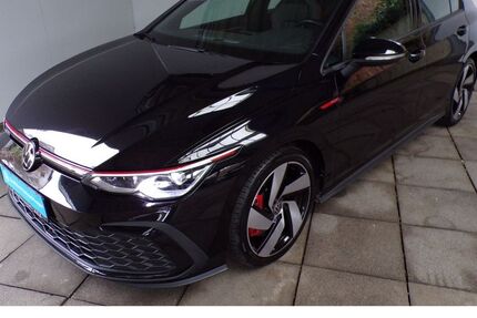 VW Golf 48.475 km 28.970 &euro; Lennestadt 57368
