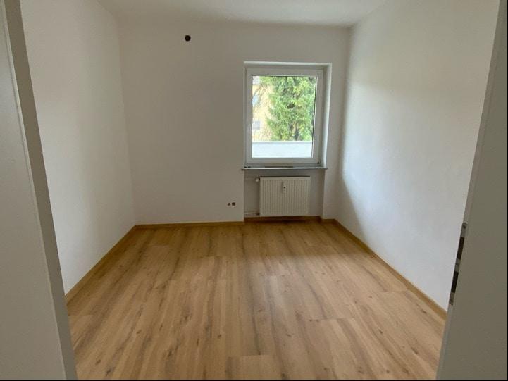 Etagenwohnung Ingolstadt Münchener Straße - 4 Zimmer, 90 m&sup2;, 1.079&euro; | Angebot:26003964