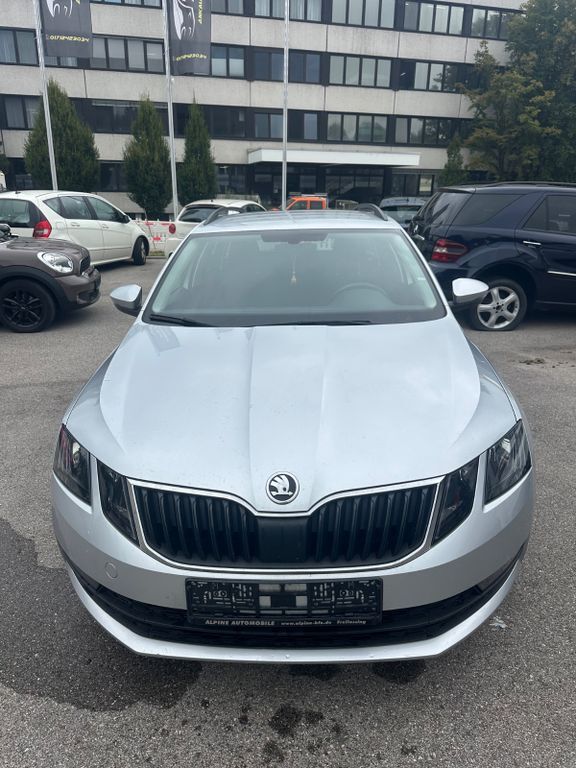 Skoda Octavia 113.000 km 12.300 € Traunstein 83278