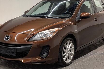 Mazda 3 118.000 km 6.980 € Langenweddingen 39171