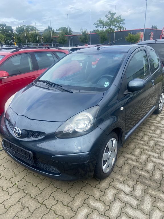Aygo (X)