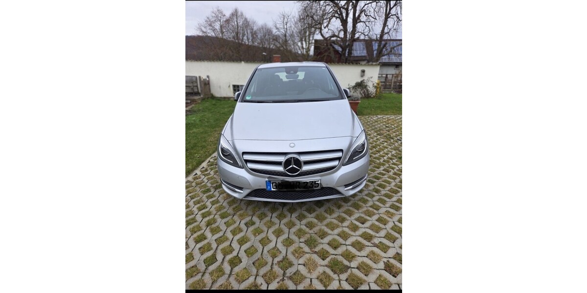 Mercedes-Benz B 180 49.200 km 11.000 &euro; Adelebsen 37139