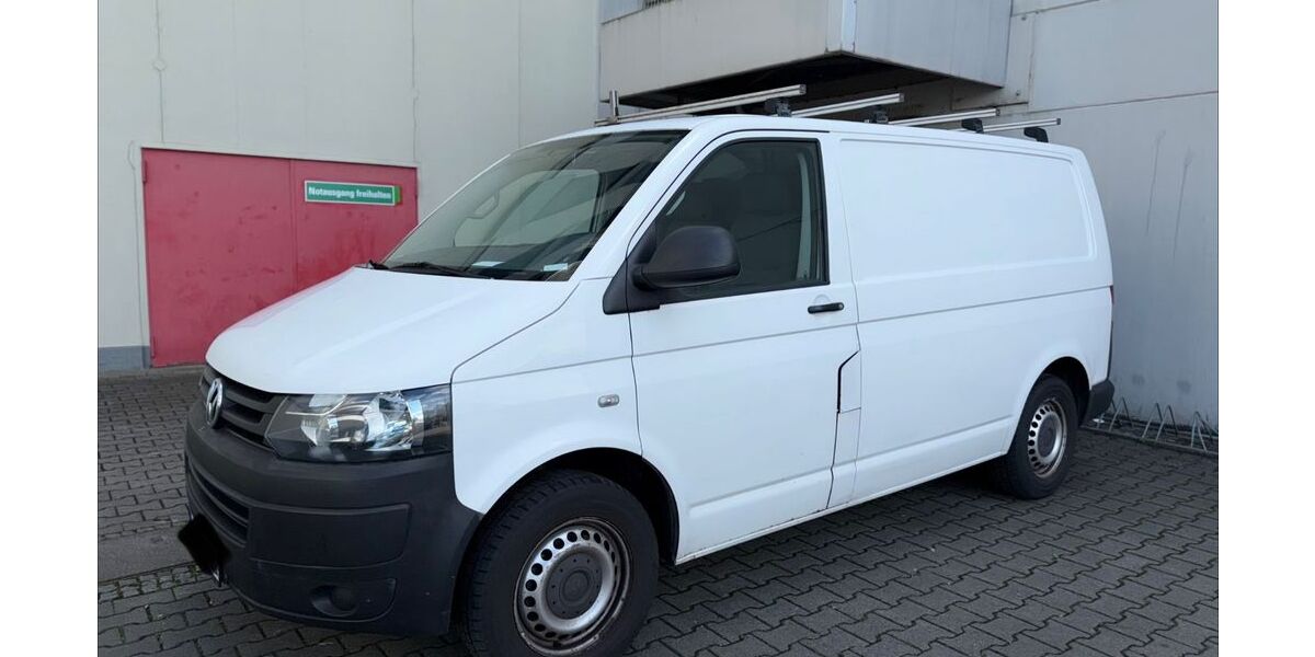 VW T5 Transporter 219.000 km 5.990 &euro; Frankfurt am Main 65933