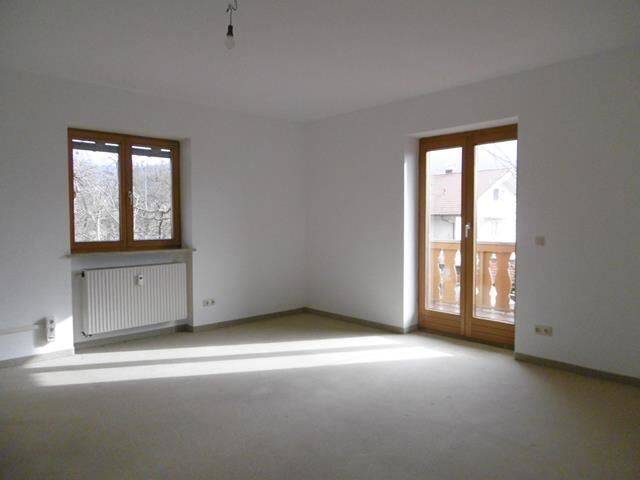 Gewerbeobjekt Kochel a. See Ried - 5 Zimmer, 285 m&sup2;, 2.000&euro; | Angebot:25745171