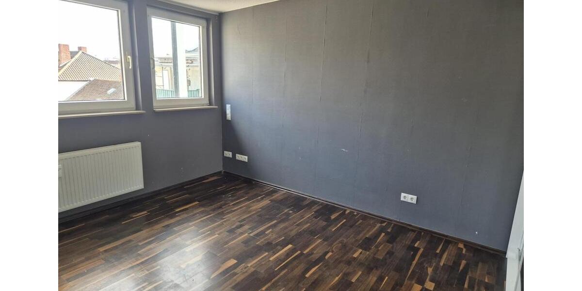 Einfamilienhaus Mannheim Innenstadt - 4 Zimmer, 95 m&sup2;, 1.300&euro; | Angebot:26003394