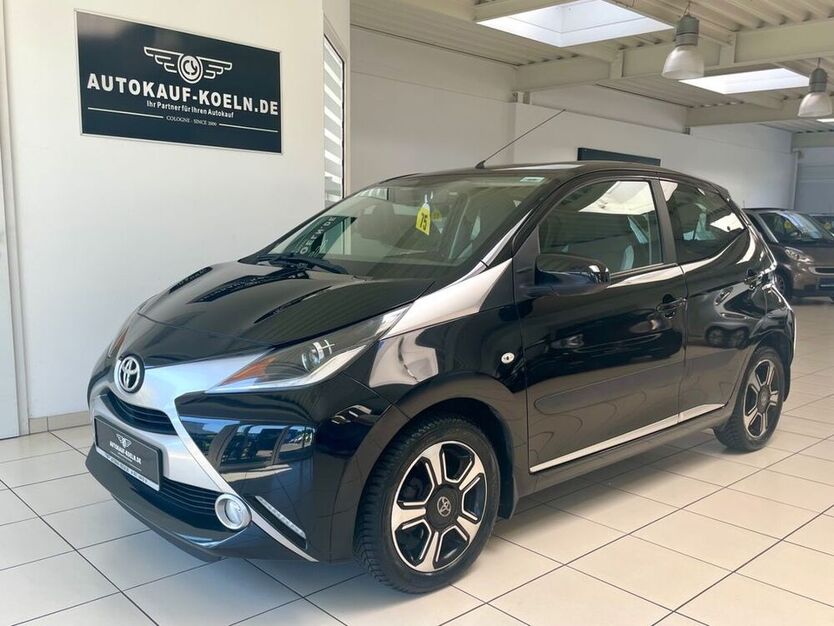 Aygo (X)