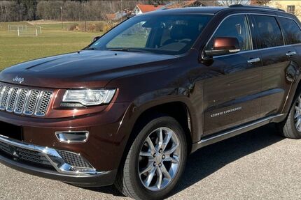 Jeep Grand Cherokee 110.240 km 21.800 &euro; Stuttgart 70376