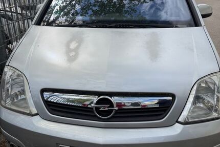 Opel Meriva 190.000 km 590 &euro; München 80837