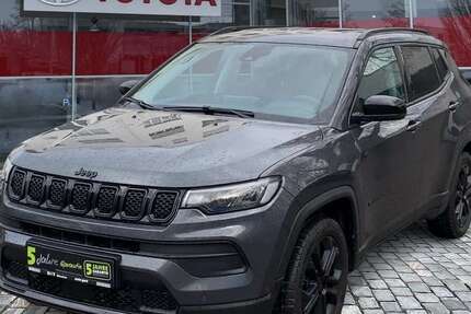Jeep Compass 68.336 km 16.890 &euro; München 81673