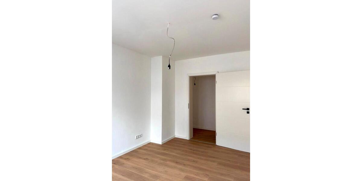 Etagenwohnung Ludwigshafen am Rhein Parkinsel - 3 Zimmer, 64 m&sup2;, 900&euro; | Angebot:25989176