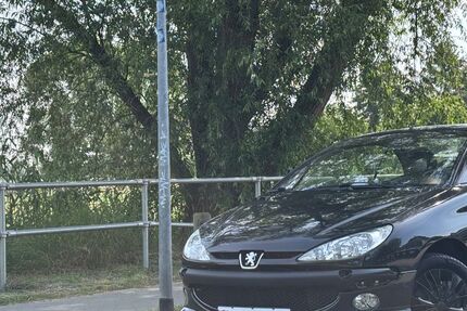 Peugeot 206 198.528 km 2.499 € Nassenheide 16775