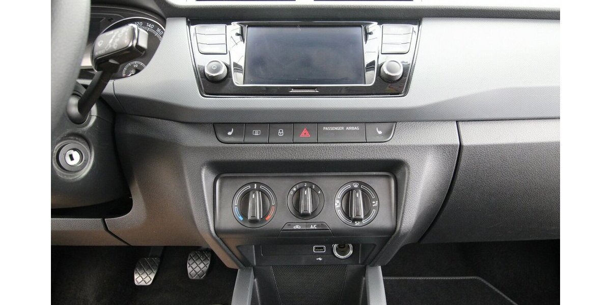 Skoda Fabia 1.0 MPI Cool Plus KLIMA+SITZHEIZUNG 130.693 km 7.900 &euro; Hagenow 19230