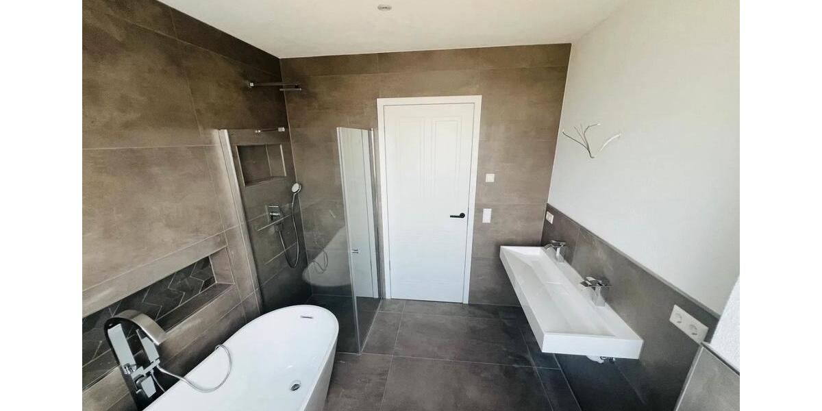 Einfamilienhaus Haßmersheim - 4 Zimmer, 138 m&sup2;, 1.550&euro; | Angebot:26671446