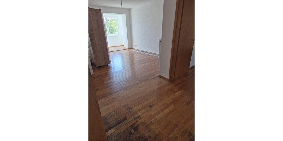 Etagenwohnung Schiffweiler - 3 Zimmer, 75 m&sup2;, 550&euro; | Angebot:26189645