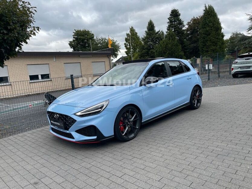 i30