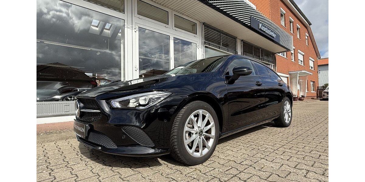 Mercedes-Benz CLA 200 Shooting Brake 36.276 km 31.495 &euro; Waren 17192