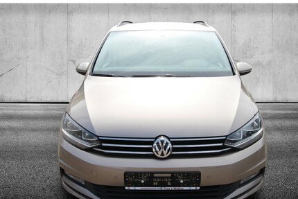 VW Touran 1.6 TDI BMT 7-DSG Comfortline NAVI+ACC 151.032 km 13.900 &euro; Hagenow 19230