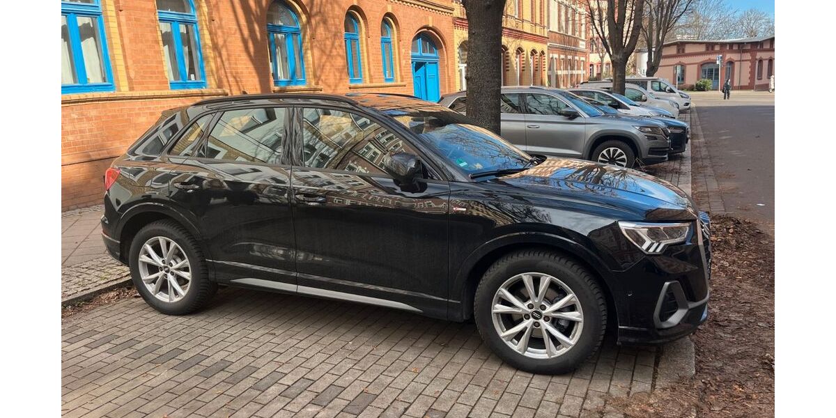 Audi Q3 141.000 km 24.900 &euro; Königswinter 53639