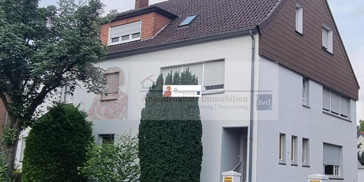 Gütersloh Nähe Miele: 2-Familienhaus mit 8 Garagen_provisionsfrei für Käufer - Zweifamilienhaus Gütersloh Kattenstroth | Angebot:16242774