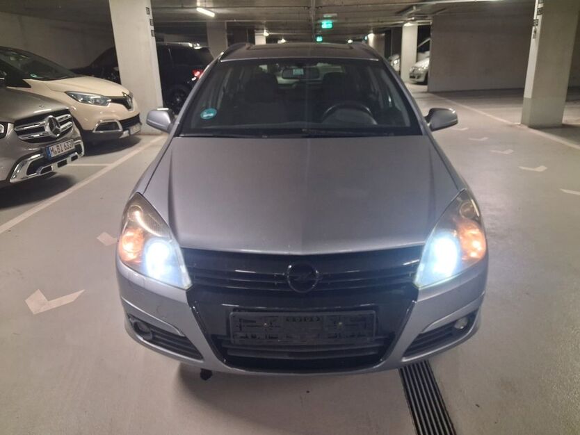 Opel Astra 280.000 km 750 € München 80689