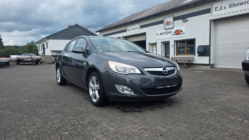 Opel Astra 163.000 km 3.000 &euro; Gösenroth 55624