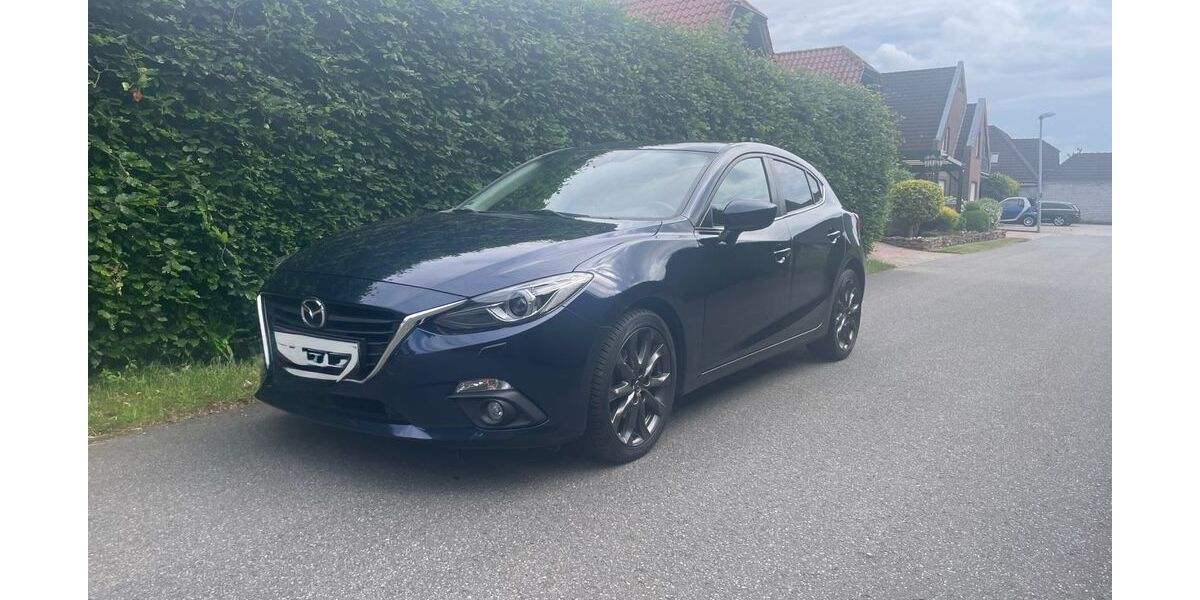 Mazda 3 126.000 km 10.900 &euro; Haren 49733