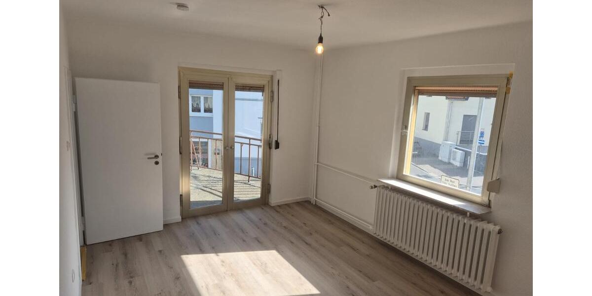Einfamilienhaus Budenheim - 6 Zimmer, 240 m&sup2;, 1.980&euro; | Angebot:26335694