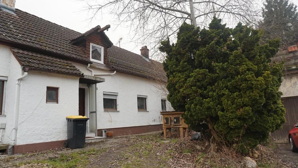 Einfamilienhaus Neuburg an der Kammel - 3 Zimmer, 100 m&sup2;, 150.000&euro; | Angebot:26942048